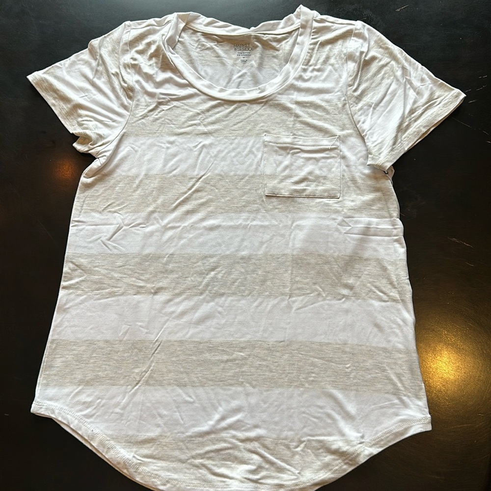 Market & Spruce Elaine Pocket Short Sleeve Tee